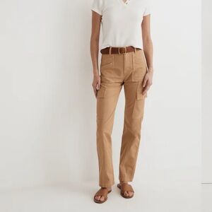 Madewell The Garment-Dyed '90s Straight Cargo Pant in Sand Dune Women’s Size 30